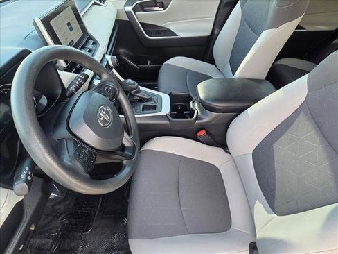 Used 2024 Toyota RAV4 XLE image 14