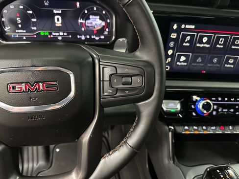 Used 2025 GMC Sierra 1500 AT4 w/ AT4 Premium Package AWD/4WD image 16