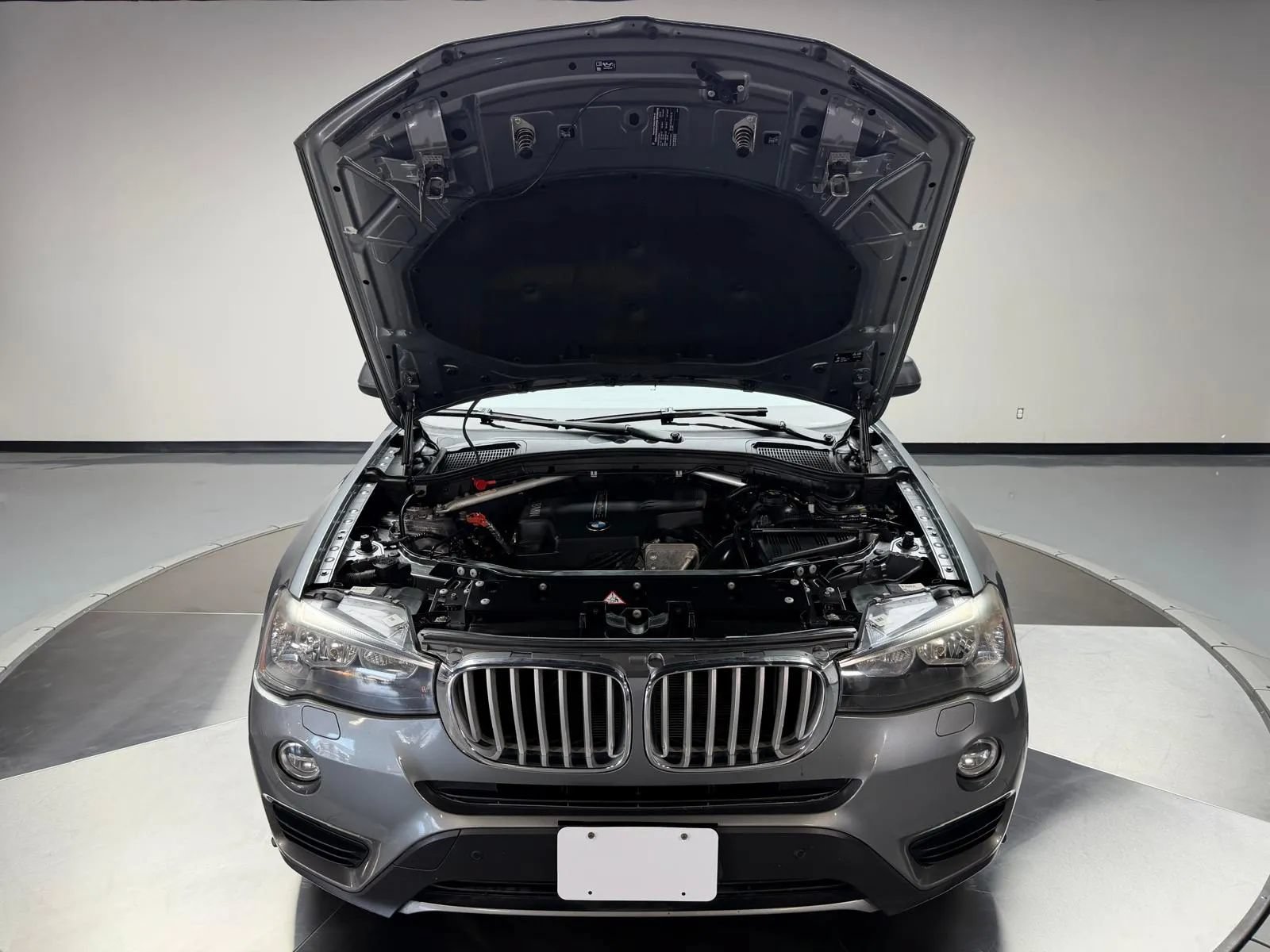 Used 2016 BMW X3 xDrive28i w/ Driver Assistance Package AWD/4WD image 11