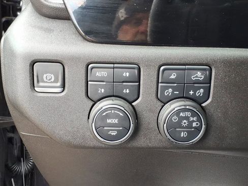 Used 2024 Chevrolet Silverado 1500 RST image 14