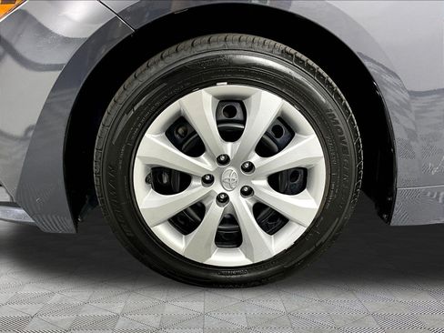 Used 2024 Toyota Corolla LE FWD image 33