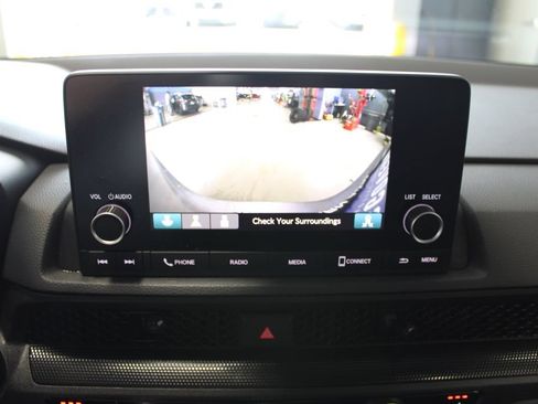Used 2024 Honda CR-V EX image 14