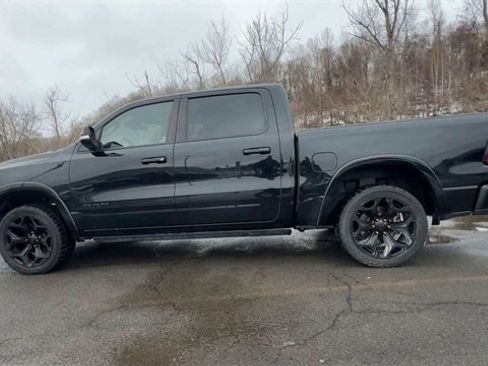 Used 2020 RAM 1500 Limited w/ Black Appearance Package image 5