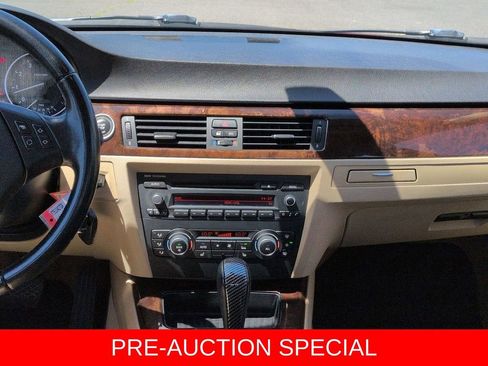Used 2011 BMW 328i Sedan RWD image 17