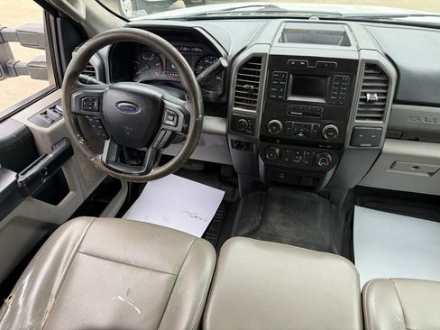 Used 2019 Ford F250 XL w/ Power Equipment Group AWD/4WD image 7