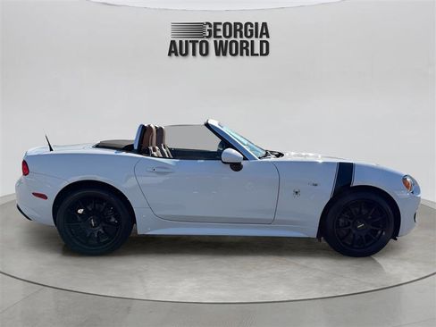 Used 2017 FIAT 124 Spider Lusso image 23