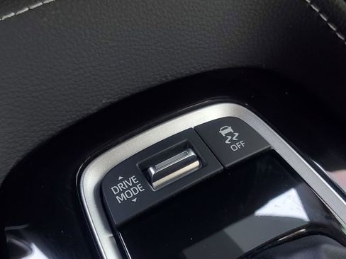 Used 2025 Toyota Corolla XSE image 24