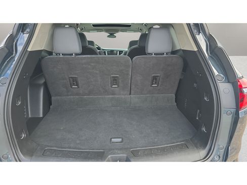 Used 2019 Buick Enclave Premium w/ Experience Buick Package AWD/4WD image 9