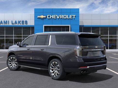 New 2025 Chevrolet Suburban Premier image 3
