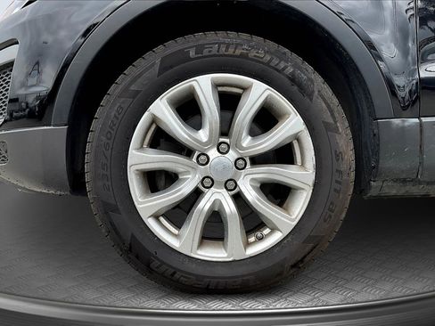 Used 2017 Land Rover Range Rover Evoque SE image 9