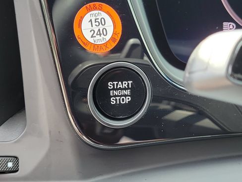 Certified 2024 Porsche Cayenne Coupe AWD/4WD image 40