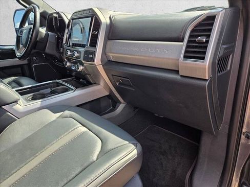 Used 2022 Ford F350 Platinum w/ Tremor Off-Road Package AWD/4WD image 23