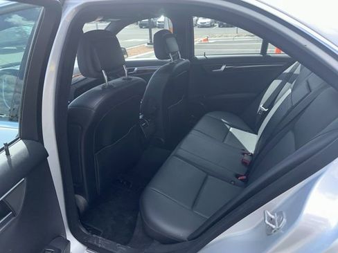 Used 2012 Mercedes-Benz C 300 4MATIC Sedan image 9