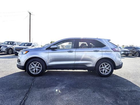 Used 2024 Ford Edge SEL AWD/4WD image 12
