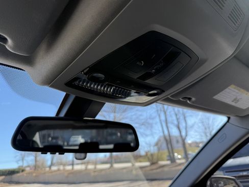 Used 2015 BMW 528i Sedan image 40