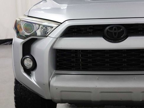 Used 2014 Toyota 4Runner Trail image 15