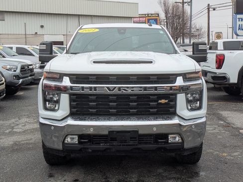 Used 2021 Chevrolet Silverado 2500 LT w/ Convenience Package AWD/4WD image 9