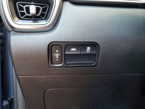 Used 2023 Kia Sorento S image 29