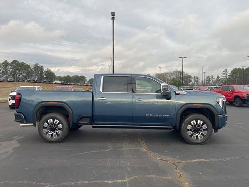 New 2026 GMC Sierra 2500 Denali w/ Technology Package image 3