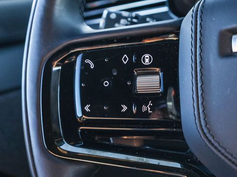 Used 2024 Land Rover Range Rover Sport Dynamic SE image 30