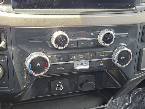 Used 2025 Ford F150 XLT w/ Equipment Group 301A Standard AWD/4WD image 28