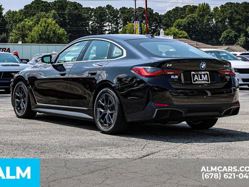 Used 2025 BMW i4 xDrive40i w/ Parking Assistance Package image 7