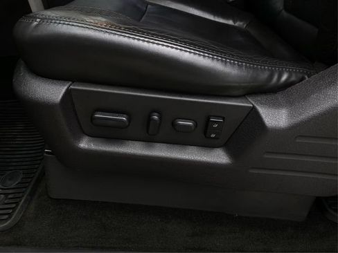 Used 2011 Ford F150 Raptor w/ Raptor Luxury Pkg AWD/4WD image 24