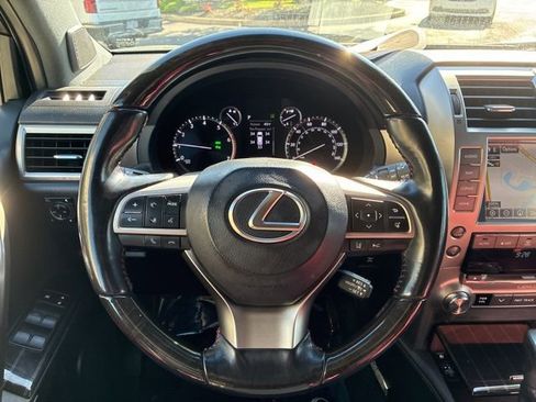 Used 2020 Lexus GX 460 Luxury w/ Accessory Package AWD/4WD image 13