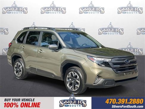 Used 2025 Subaru Forester Premium w/ Convenience Package #1 image 1