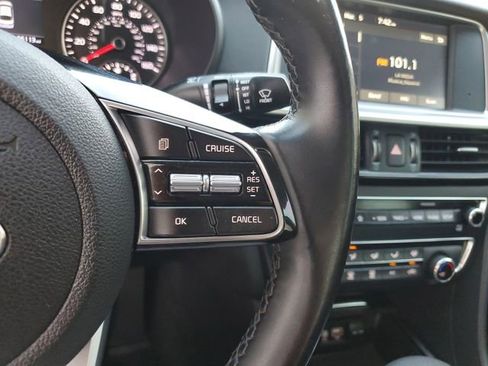 Used 2020 Kia Optima SE image 27