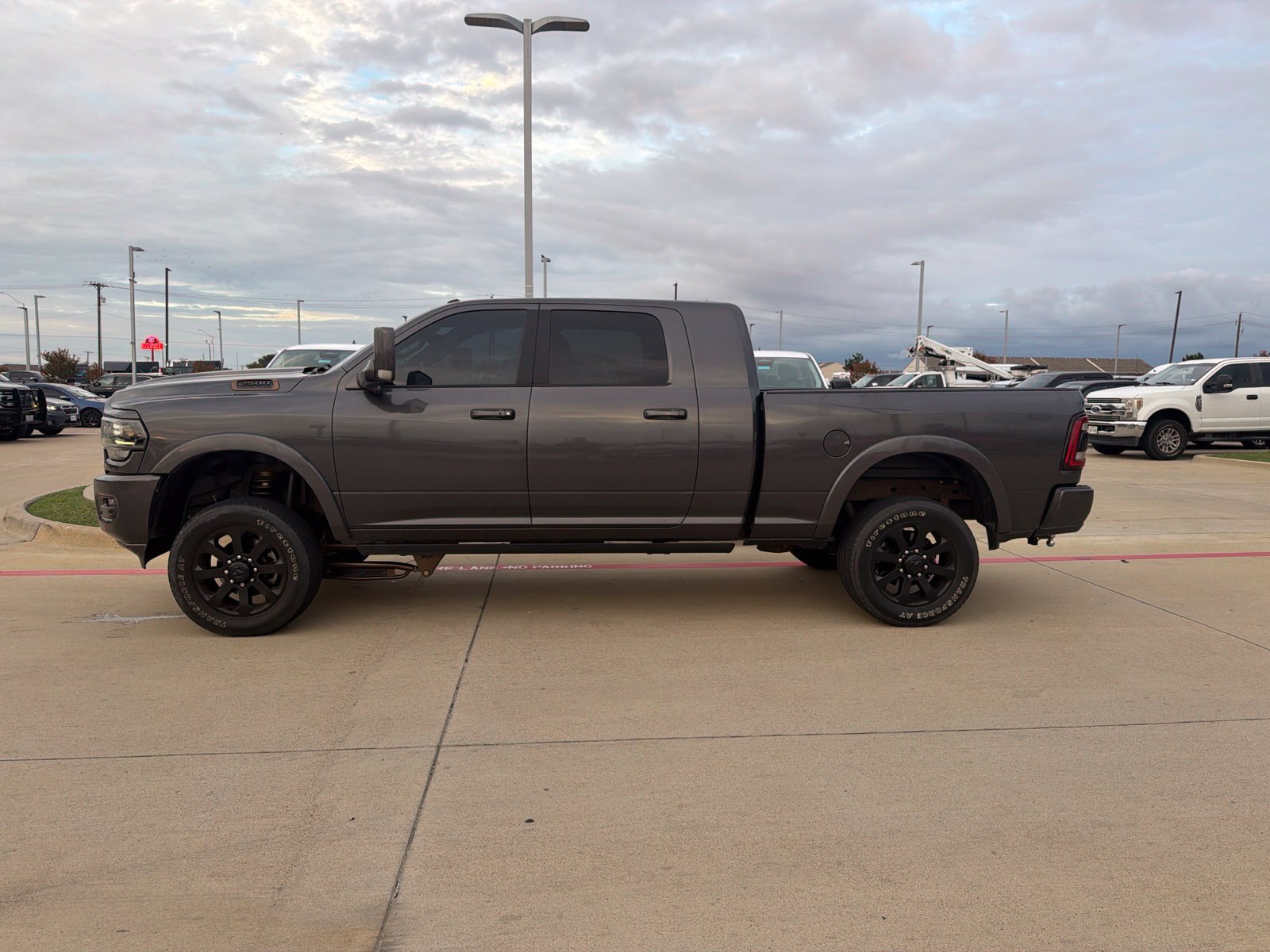 Used 2021 RAM 2500 Limited AWD/4WD image 4