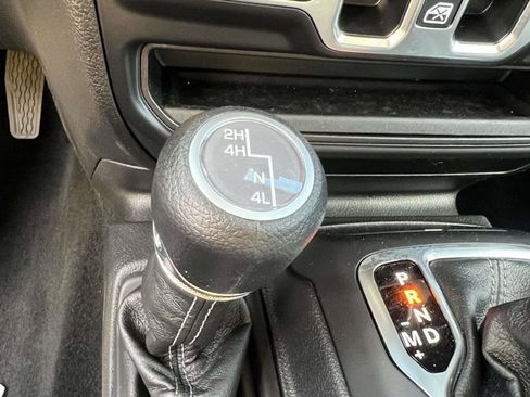 Used 2026 Jeep Wrangler Unlimited Sport AWD/4WD image 29