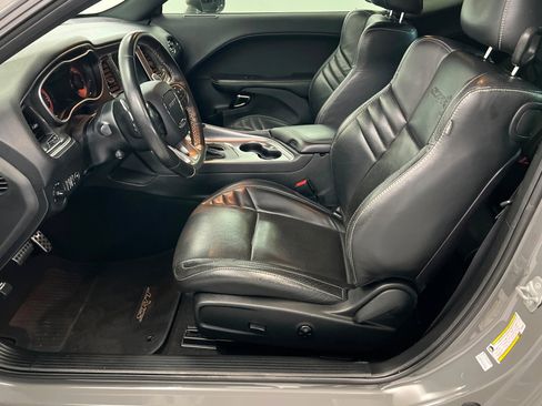 Used 2019 Dodge Challenger SRT Hellcat Redeye RWD image 18