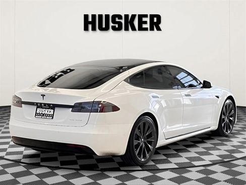 Used 2020 Tesla Model S Long Range Plus image 7