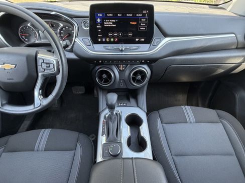 Used 2024 Chevrolet Blazer LT w/ Convenience Package image 9