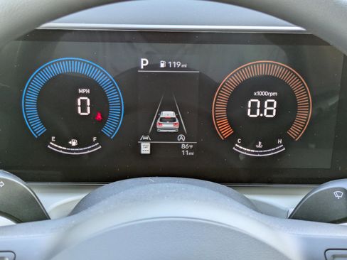 New 2026 Hyundai Tucson SE image 25