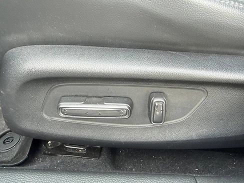 Used 2022 Honda Civic Touring image 17