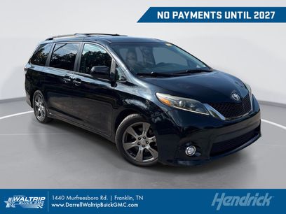 Used 2017 Toyota Sienna SE Premium