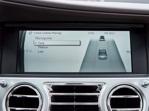 Used 2014 Rolls-Royce Wraith image 71