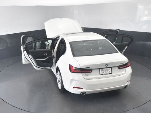 Used 2025 BMW 330i xDrive Sedan image 23