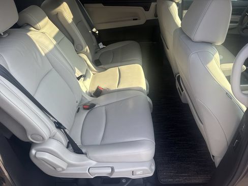 Used 2026 Honda Odyssey EX-L image 15