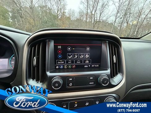 Used 2022 GMC Canyon Denali image 36