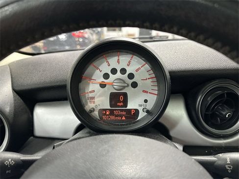 Used 2013 MINI Cooper Hardtop image 14