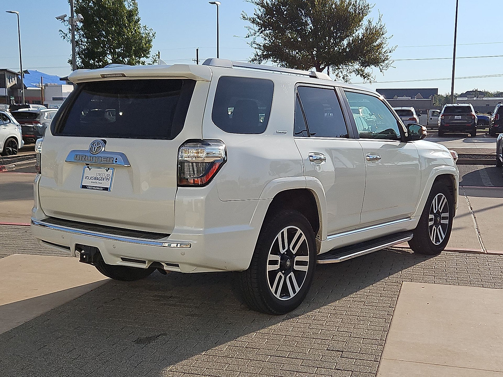 Used 2015 Toyota 4Runner Limited AWD/4WD image 8
