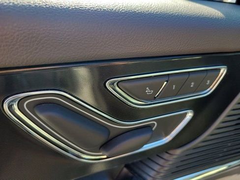 Certified 2022 Lincoln Corsair FWD image 23