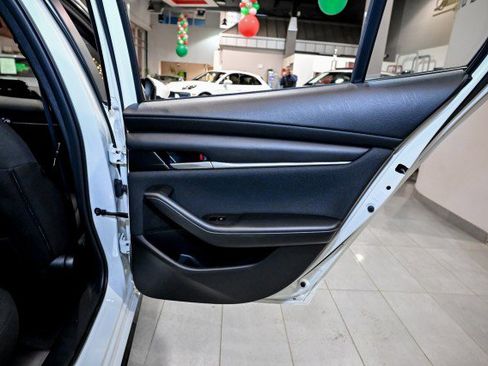 Used 2021 MAZDA MAZDA3 s image 20