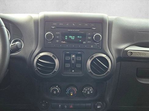 Used 2017 Jeep Wrangler Unlimited Sport w/ Quick Order Package 24S image 13