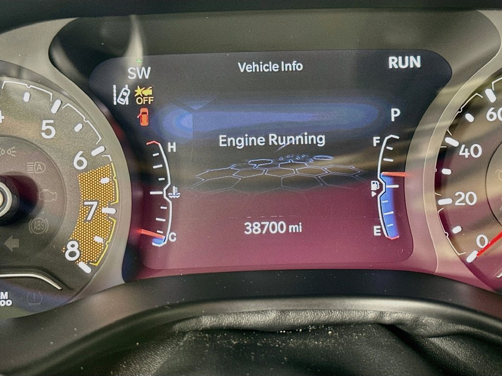 Certified 2023 Jeep Compass Limited w/ Sun and Sound Group AWD/4WD image 20