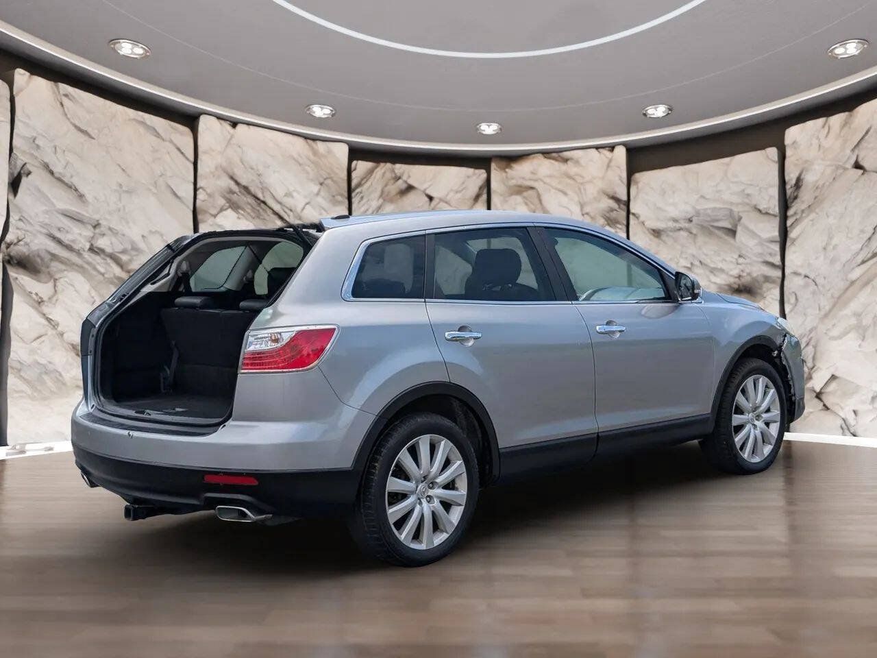 Used 2010 MAZDA CX-9 Grand Touring w/ Moonroof & Bose Audio Pkg FWD image 31