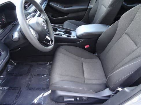 Used 2024 Honda Accord EX image 6